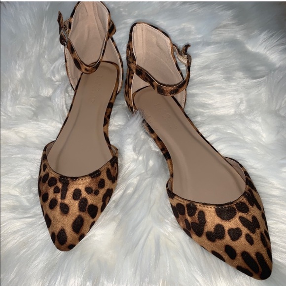 Shoes - Leopard Flats✨ Sizes 6 & 7.5